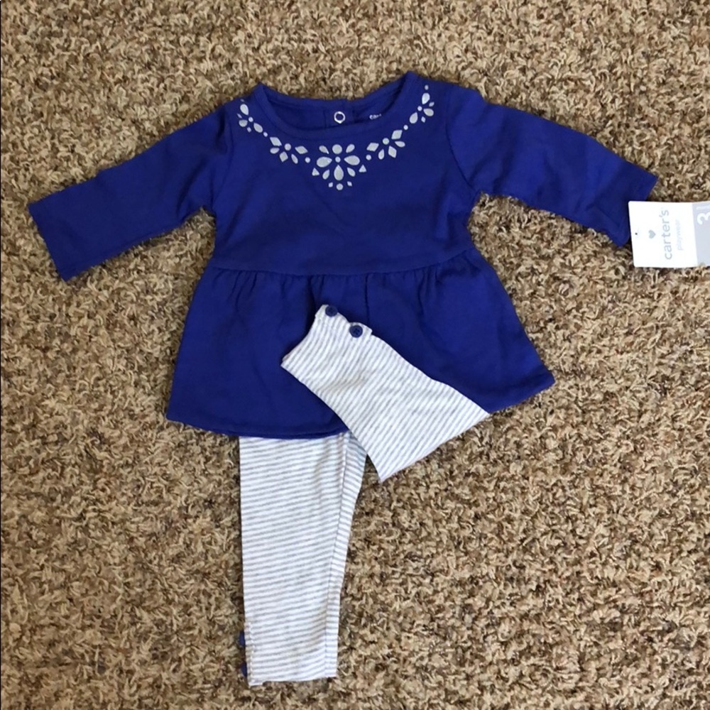 Carter’s 3 month top and bottom set.